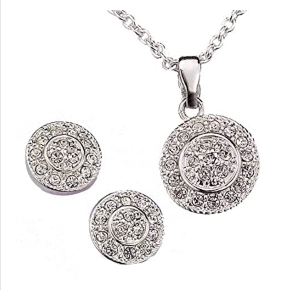 Avon Avon Pave Necklace gift set